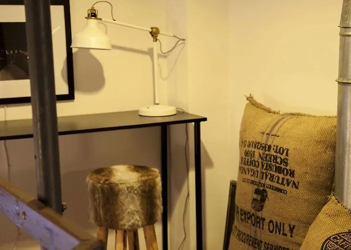 Bubuflats / Mercat Lägenhet