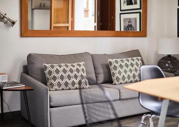 Bubuflats / Mercat Lägenhet *