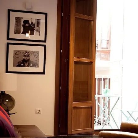Apartamento Bubuflats / Mercat