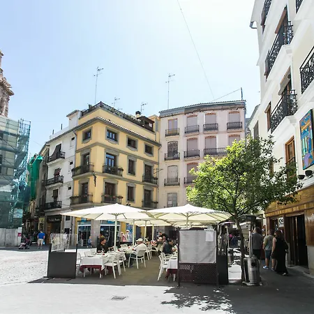 Bubuflats / Mercat Valência