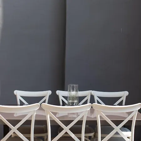 Bubuflats / Mercat Valencie